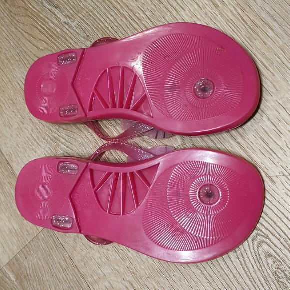 Adorable Hello Kitty Sandles little girls large 9/10 - Picture 2 of 4